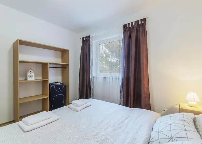 Gorgeous In With Wifi