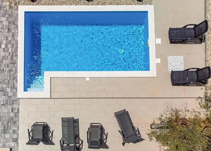 Gorgeous In With Wifi